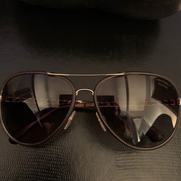 100 percent AUTHENTIC CHANEL pilot sunglasses - Picture 3 of 7